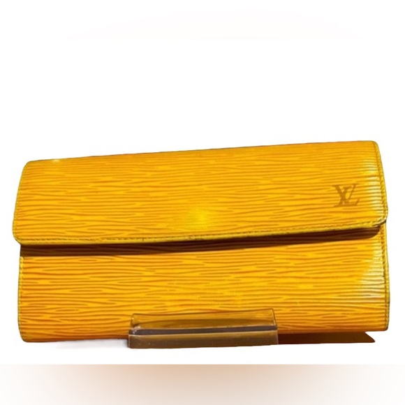 LOUIS VUITTON YELLOW EPI PORTE FEUILLE SARAH LONG WALLET NO BOX - Picture 1 of 17